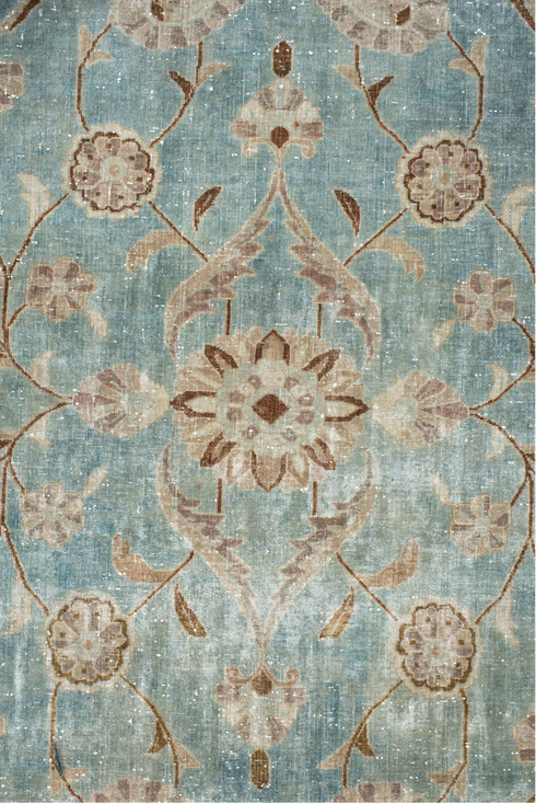 Antique Kashan Area Rug (10' x 18')